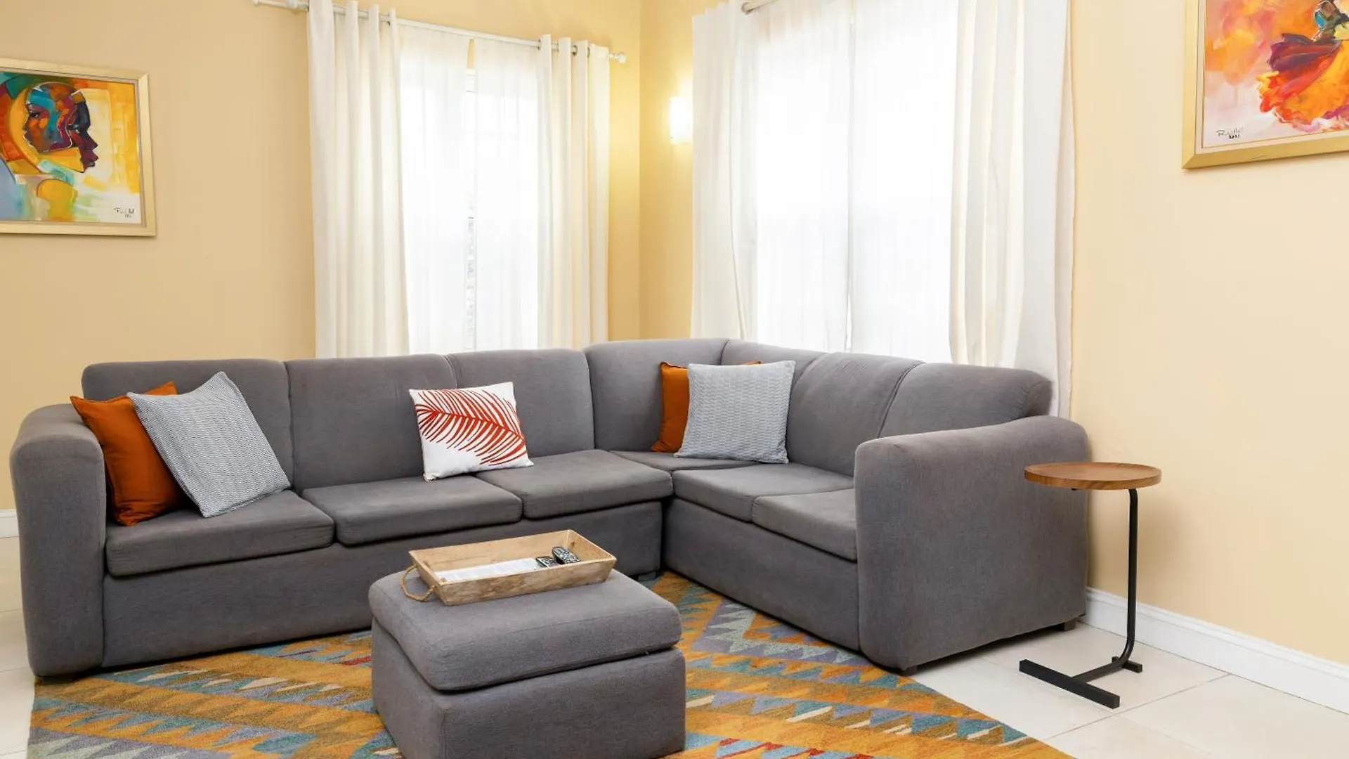 Choose To Be Happy At The Westbury - Two Bedroom Apartment Kingston Jamaica