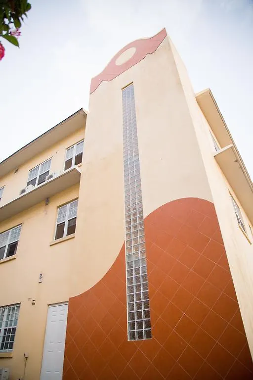 Choose To Be Happy At The Westbury - Two Bedroom Apartment Kingston